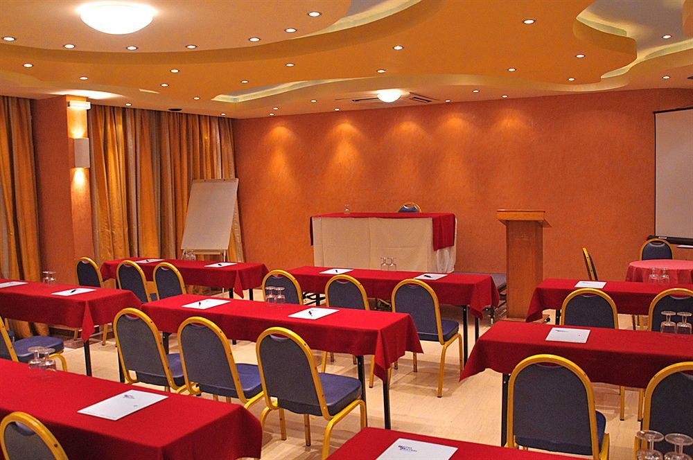 Hotel Mistral Πειραιάς Εξωτερικό φωτογραφία