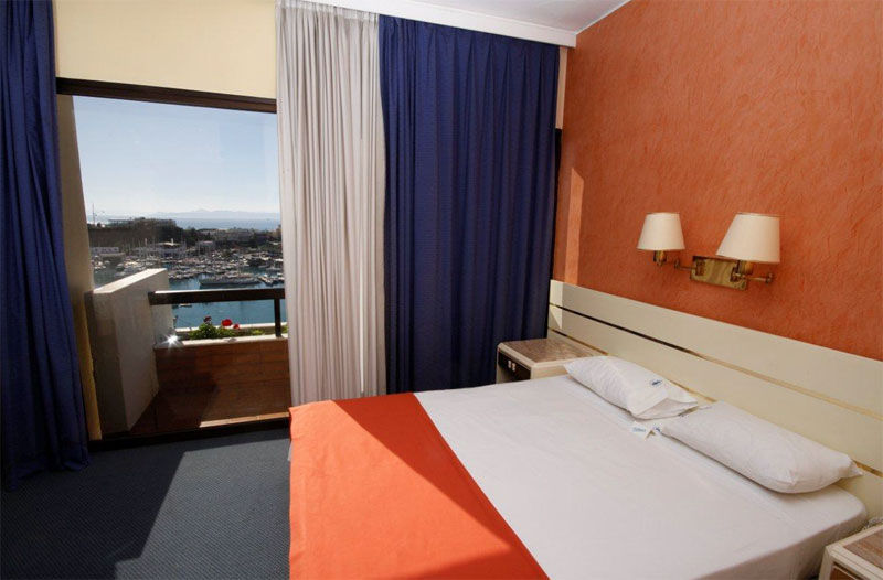 Hotel Mistral Πειραιάς Δωμάτιο φωτογραφία